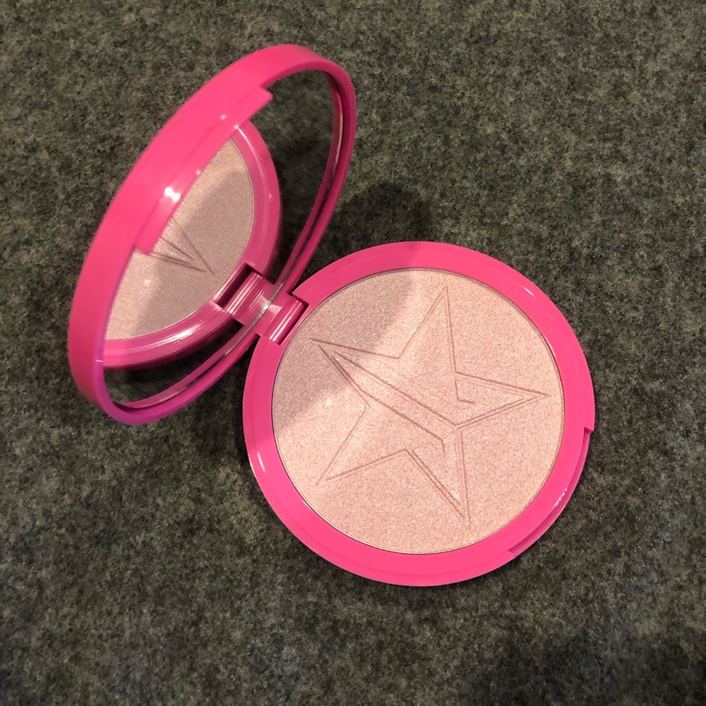 Jeffree Star Skin Frost in Princess Cut